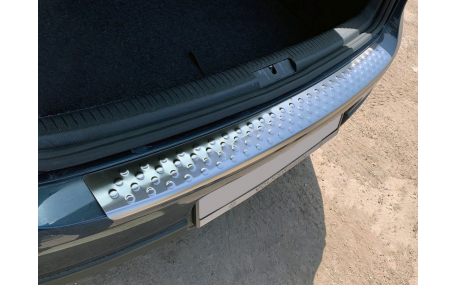 Накладка на задний бампер Volkswagen Golf 5