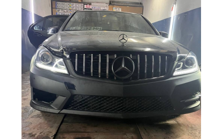 Фары передние Mercedes C-class W204 2011-2015