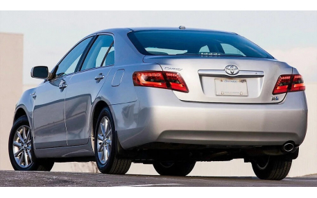 Фонари задние Toyota Camry V40
