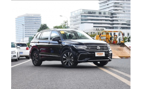 Фары передние Volkswagen Tiguan 2020-2023
