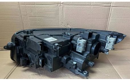 Фары передние Volkswagen Tiguan 2020-2023