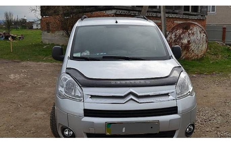 Дефлектор капота Citroen Berlingo