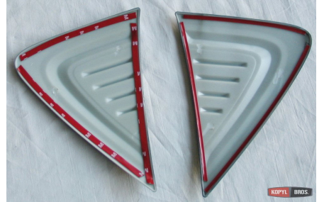 Вставки в крылья Toyota C-HR