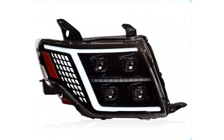 Фары передние Mitsubishi Pajero Wagon 4