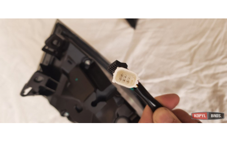 Фонари задние Mazda 3