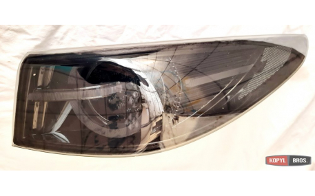 Фонари задние Mazda 3