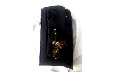 Фонари задние Nissan Patrol Y61 1997-2004