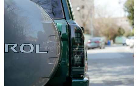 Фонари задние Nissan Patrol Y61 2004-2008