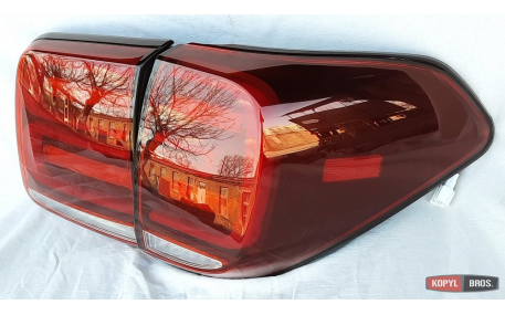 Фонари задние Nissan Patrol Y62