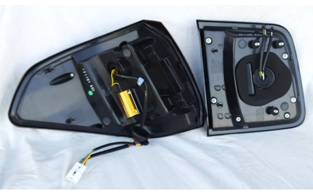 Фонари задние Nissan Patrol Y62