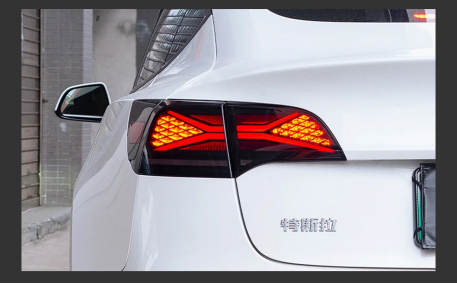 Фонари задние Tesla Model 3