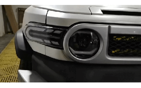 Фары передние Toyota FJ Cruiser