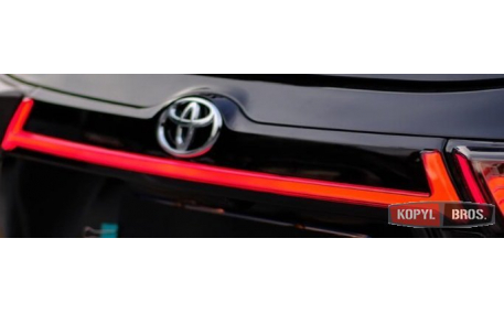 Фонари задние Toyota Highlander