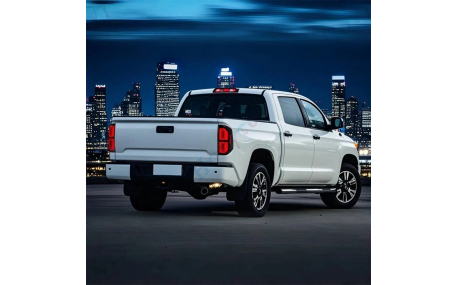 Фонари задние Toyota Tundra 2014-2021