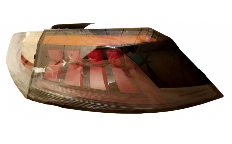 Фонари задние Volkswagen Passat B8