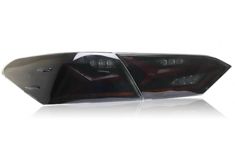 Фонари задние Toyota Camry V70