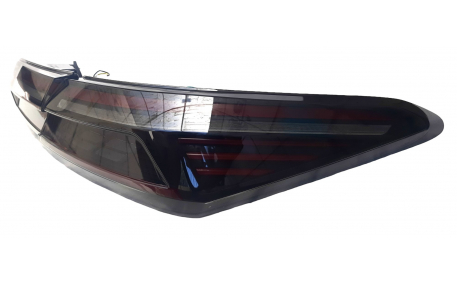 Фонари задние Toyota Camry V70