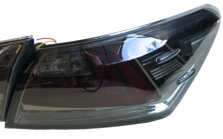 Фонари задние Toyota Camry V70