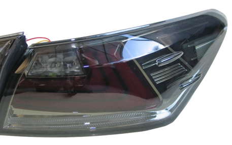 Фонари задние Toyota Camry V70