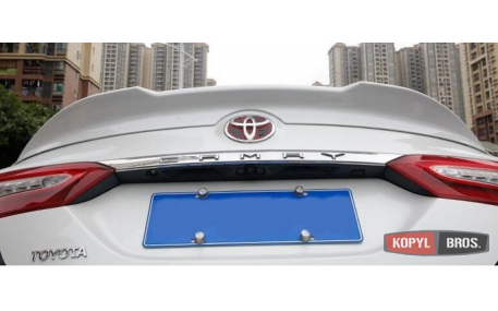 Спойлер Toyota Camry V70