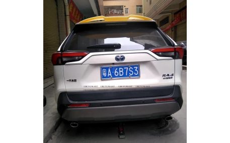 Спойлер Toyota RAV4