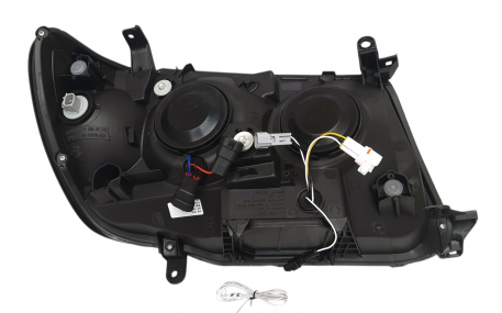 Фары передние Toyota Land Cruiser 100 2005-2007