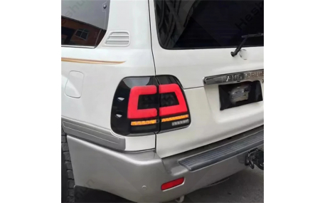 Фонари задние Toyota Land Cruiser 100