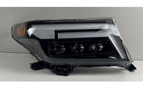 Фары передние Toyota Land Cruiser 200