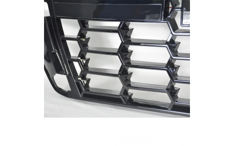 Решетка радиатора Toyota Land Cruiser 200