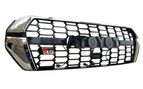 Решетка радиатора Toyota Land Cruiser 200
