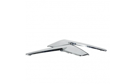 Решетка радиатора Toyota Land Cruiser 200