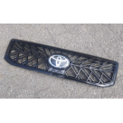 Решетка радиатора Toyota Land Cruiser Prado 120