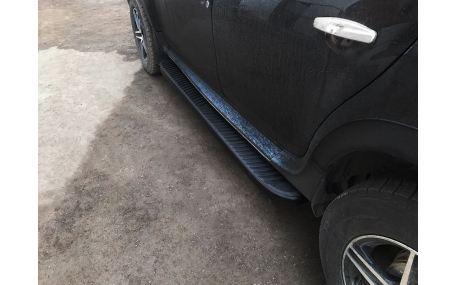 Подножки Renault Duster