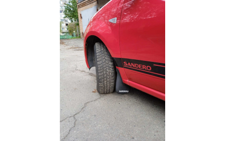 Брызговики Renault Sandero