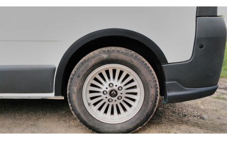 Арки Opel Vivaro 2001-2007