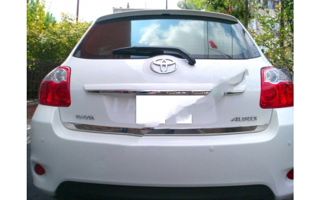 Хром накладки Toyota Auris