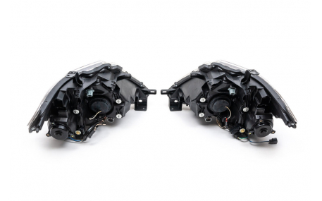 Фары передние Nissan Patrol Y62