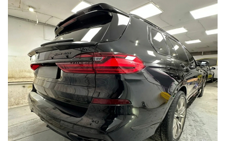 Спойлер BMW X7 (G07)