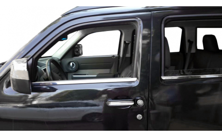 Хром накладки Dodge Nitro