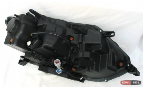 Фары передние Nissan X-Trail T32 2017-2020