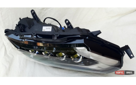 Фары передние Nissan X-Trail T32 2017-2020