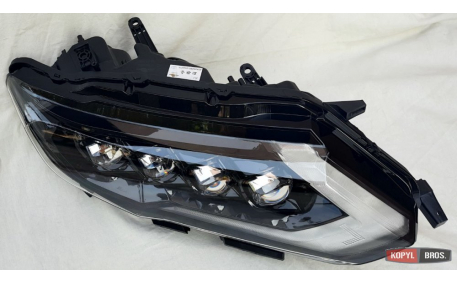 Фары передние Nissan X-Trail T32 2017-2020