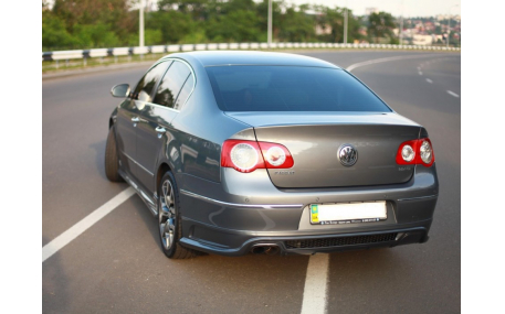 Накладка задняя Passat B6