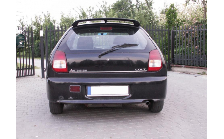 Спойлер Mitsubishi Colt