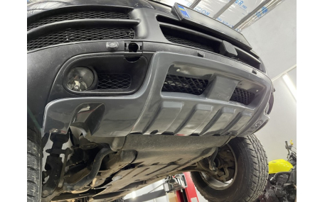 Накладка передняя Volkswagen Touareg 2002-2006