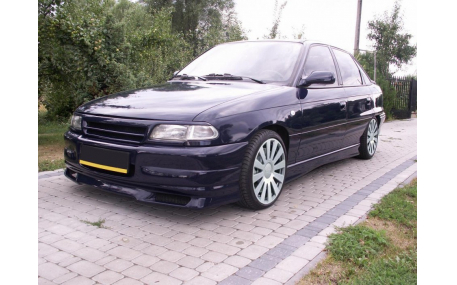 Решетка радиатора Opel Astra F