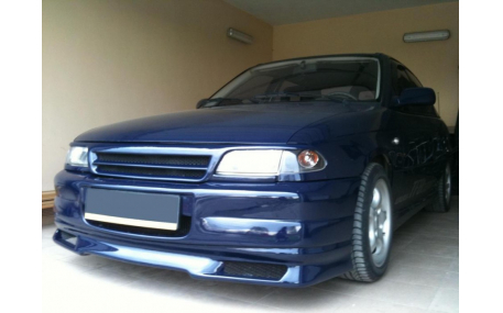 Решетка радиатора Opel Astra F