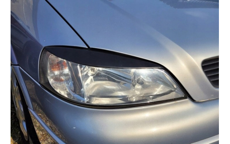 Ресницы Opel Astra G