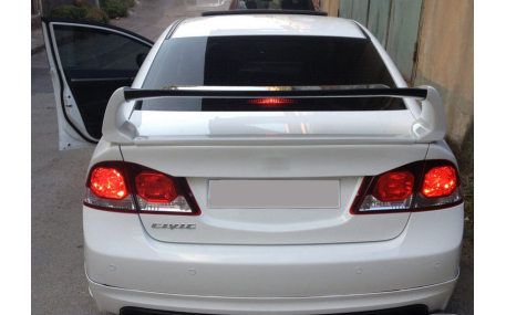Спойлер Honda Civic 4D