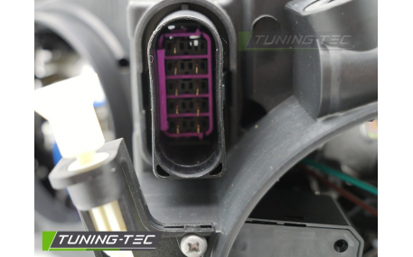 Фара передняя Audi A3 8P 2008-2012